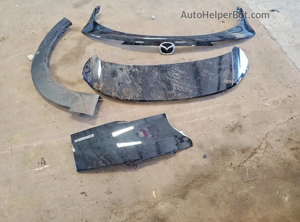 3MVDMBBL2TM120164 2026 MAZDA CX-30 Black Vista de la etiqueta del VIN