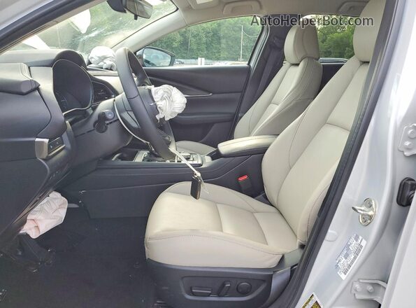 3MVDMBBL2TM135537 2026 MAZDA CX-30 Gray Front interior view