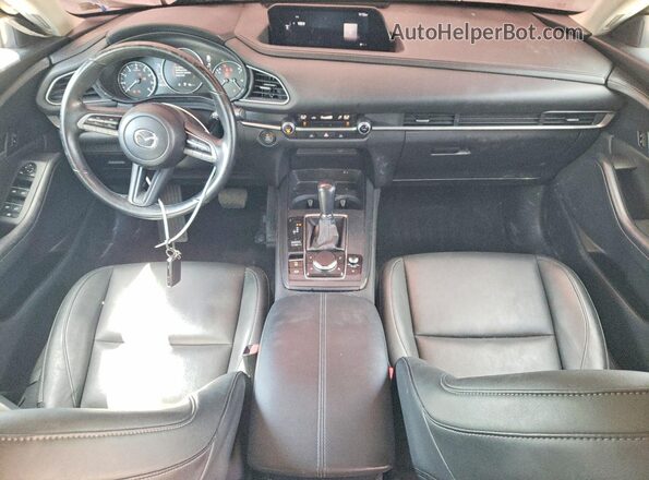 3MVDMBBL3MM246616 2021 MAZDA CX-30 Silver Dashboard view