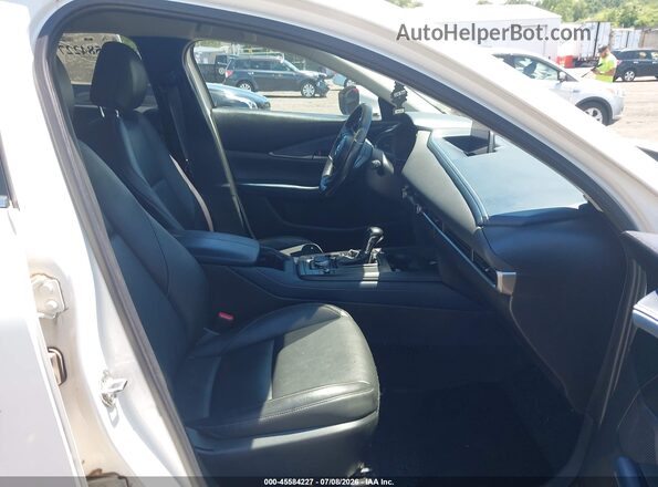 3MVDMBBL4MM200616 2021 MAZDA CX-30 White Front interior view