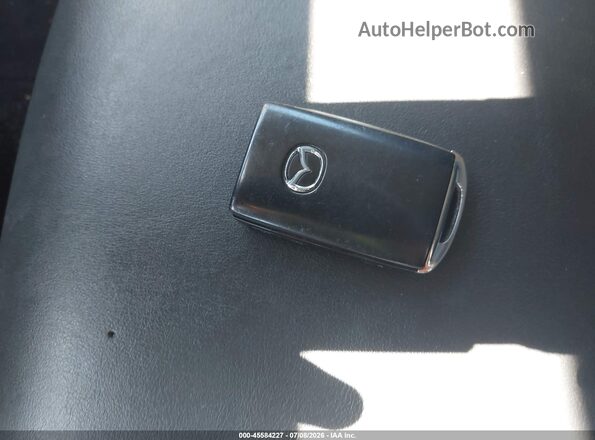 3MVDMBBL4MM200616 2021 MAZDA CX-30 White Dashboard view