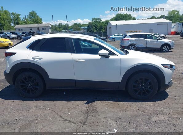3MVDMBBL4MM200616 2021 MAZDA CX-30 White Rear interior view