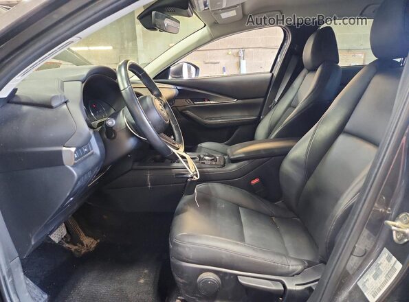 3MVDMBBL5MM235147 2021 MAZDA CX-30 Gray Вид салону спереду