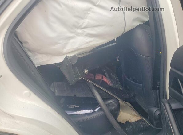 3MVDMBBL7NM454225 2022 MAZDA CX-30 Белый Вид задней части салона