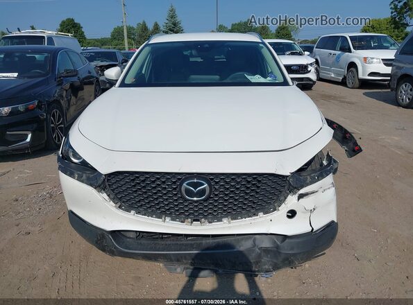 3MVDMBBM1PM570239 2023 MAZDA CX-30 White ხელსაწყოთა პანელის ხედი