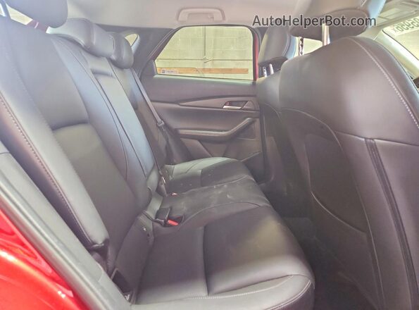 3MVDMBBM1RM646108 2024 MAZDA CX-30 Red Вид задньої частини салону