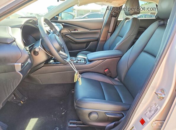 3MVDMBBM1SM757215 2025 MAZDA CX-30 Gray Սալոնի դիմացի տեսք