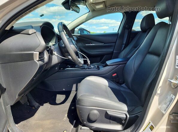 3MVDMBBM2RM646618 2024 MAZDA CX-30 Beige Widok wnętrza z przodu