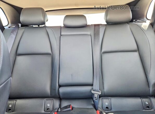3MVDMBBM2RM646618 2024 MAZDA CX-30 Beige Widok tylnych siedzeń