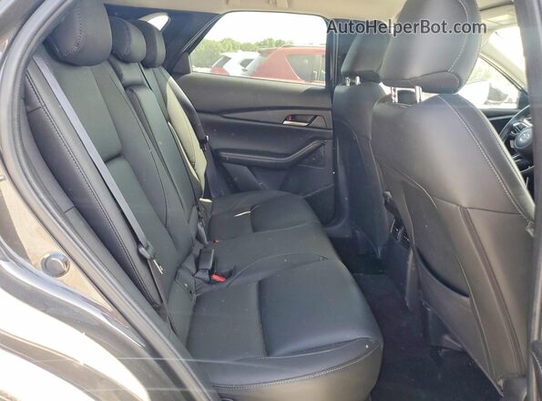 3MVDMBBM3RM603163 2024 MAZDA CX-30 Gray Vista interior trasera