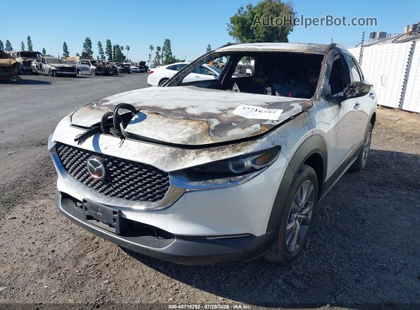3MVDMBBM6PM560323 2023 MAZDA CX-30 White Vista tres cuartos delantera izquierda
