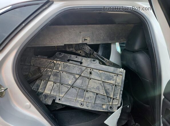 3MVDMBBM9RM660743 2024 MAZDA CX-30 Белый Вид задней части салона