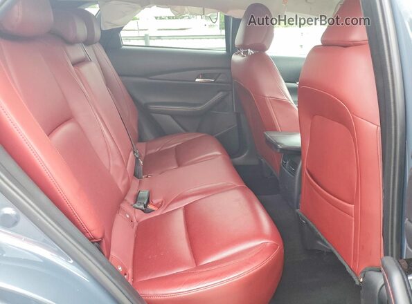 3MVDMBCL0NM416253 2022 MAZDA CX-30 Gray Vista interior trasera