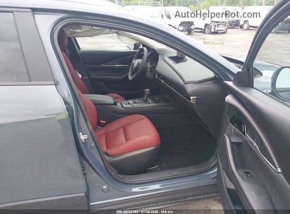 3MVDMBCL0TM147216 2026 MAZDA CX-30 Blue წინა სალონის ხედი