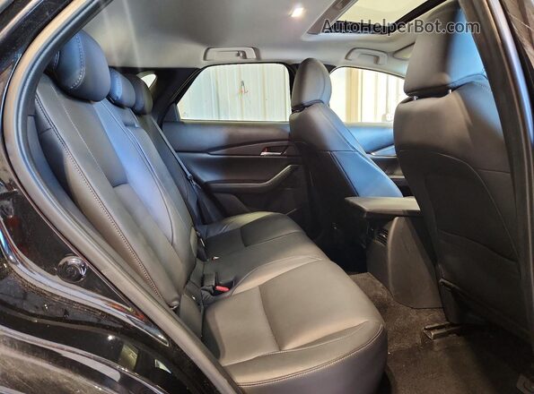 3MVDMBCL4MM248390 2021 MAZDA CX-30 Black Вид задньої частини салону