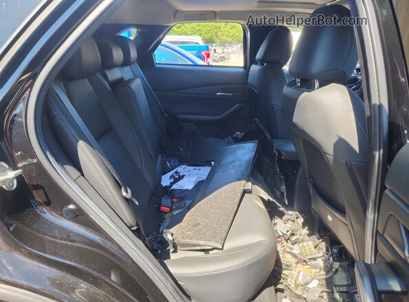 3MVDMBCL4TM114090 2026 MAZDA CX-30 Black Вид задньої частини салону