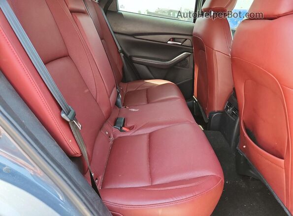 3MVDMBCL7NM418761 2022 MAZDA CX-30 Gray Вид задньої частини салону