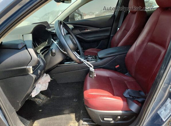 3MVDMBCL7NM418761 2022 MAZDA CX-30 Gray Вид салону спереду