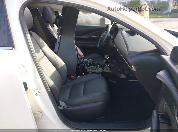 3MVDMBCM1RM640212 2024 MAZDA CX-30 Белый Вид салона спереди