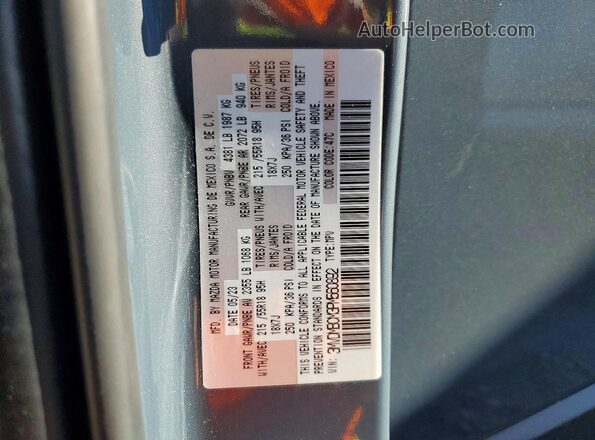 3MVDMBCM3PM560892 2023 MAZDA CX-30 Gray Vista del compartimento del motor