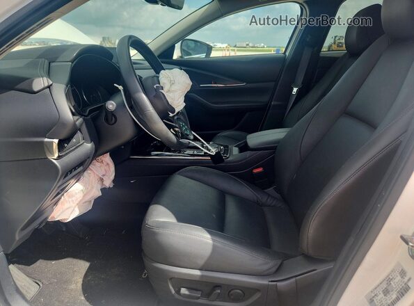3MVDMBCM3SM773415 2025 MAZDA CX-30 White Vista interior delantera