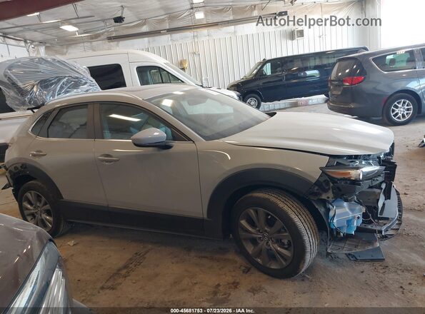 3MVDMBCM3SM805019 2025 MAZDA CX-30 Серый Вид задней части салона