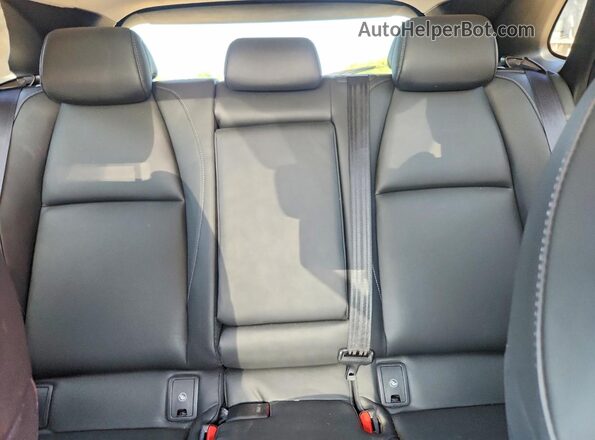 3MVDMBCM6PM557999 2023 MAZDA CX-30 Silver Vista de los asientos traseros