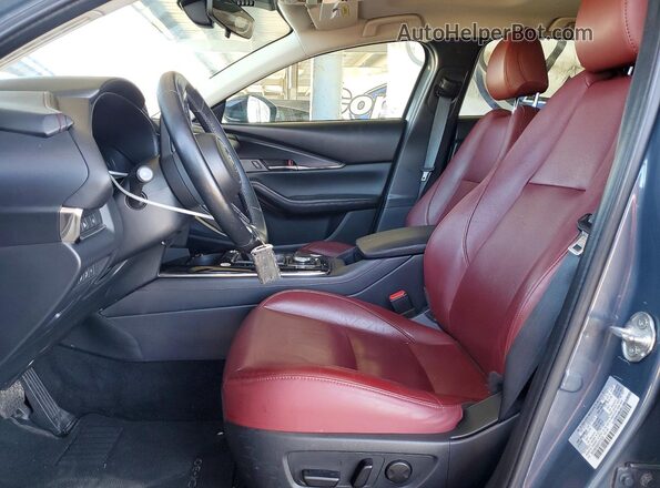 3MVDMBCM9SM757638 2025 MAZDA CX-30 Gray Widok wnętrza z przodu