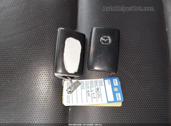3MVDMBDL8NM428519 2022 MAZDA CX-30 Красный Вид панели приборов