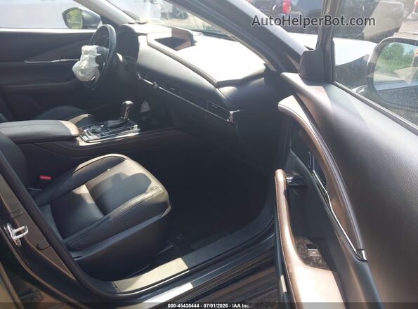 3MVDMBDM7PM505859 2023 MAZDA CX-30 Gray Вид салону спереду