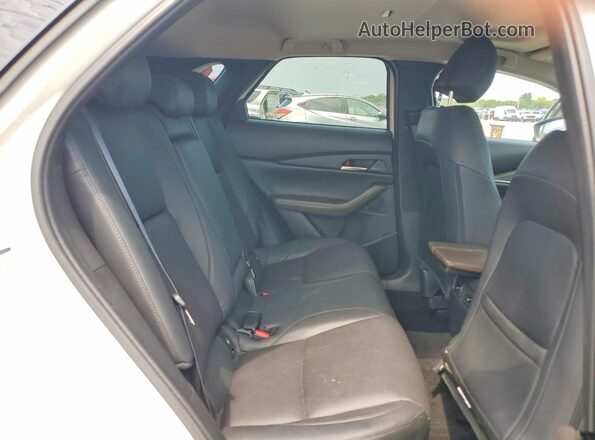 3MVDMBDM7RM600425 2024 MAZDA CX-30 White Rear interior view