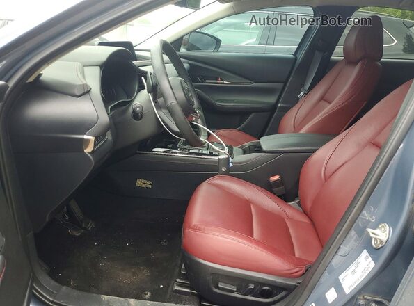 3MVDMBDM9PM549040 2023 MAZDA CX-30 Blue Front interior view