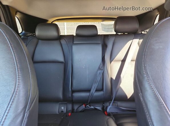 3MVDMBDMXRM649733 2024 MAZDA CX-30 Beige Вид задніх сидінь