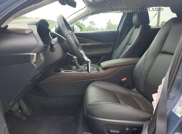3MVDMBEMXLM107991 2020 MAZDA CX-30 Blue Front interior view
