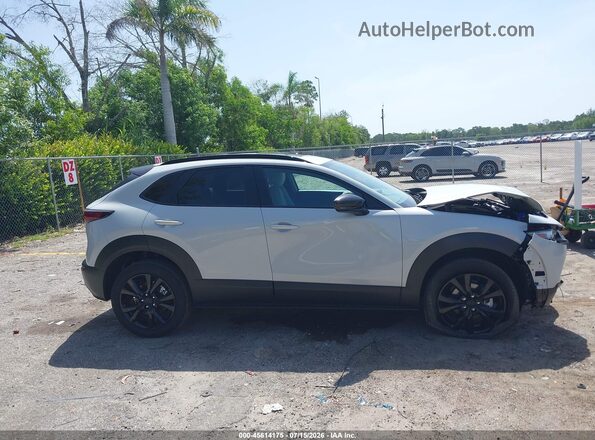 3MVDMBXLXTM150103 2026 MAZDA CX-30 Silver Вид задньої частини салону