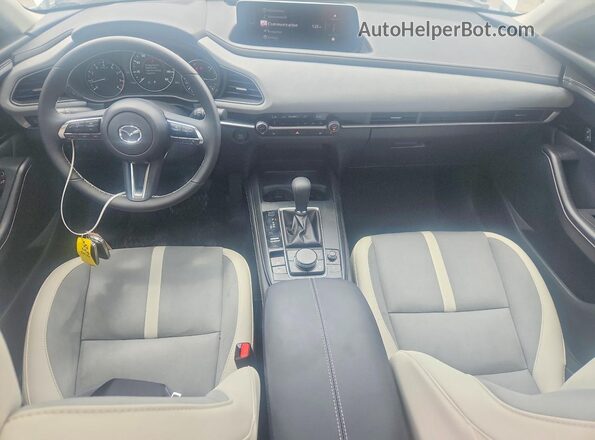 3MVDMBXY3TM139004 2026 MAZDA CX-30 White Widok deski rozdzielczej