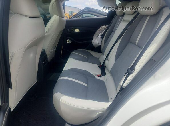 3MVDMBXY3TM139004 2026 MAZDA CX-30 White Widok wnętrza z tyłu