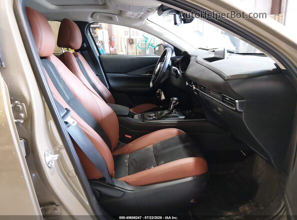 3MVDMBXY4RM721136 2024 MAZDA CX-30 Green Front interior view