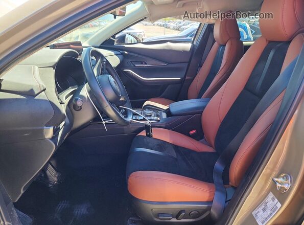 3MVDMBXY7RM606627 2024 MAZDA CX-30 Tan Вид салону спереду