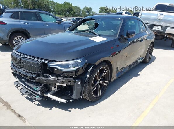 3MW23CM05N8C39694 2022 BMW 2 SERIES Black წინა მარცხენა ხედი სამი მეოთხედიდან