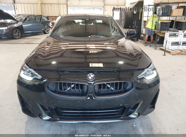 3MW23CM06N8C49196 2022 BMW 2 SERIES Black Вид задньої частини салону