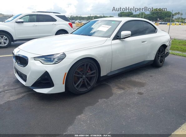 3MW23CM09R8E38656 2024 BMW 2 SERIES White წინა მარცხენა ხედი სამი მეოთხედიდან