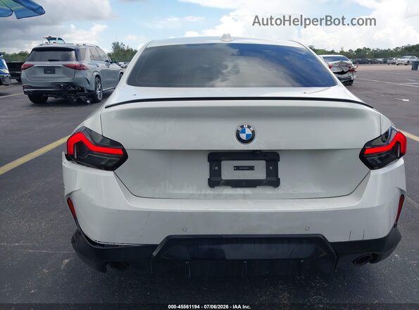3MW23CM09R8E38656 2024 BMW 2 SERIES White 