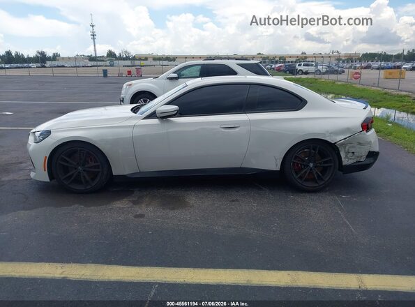 3MW23CM09R8E38656 2024 BMW 2 SERIES White სალონის 360-გრადუსიანი ხედი