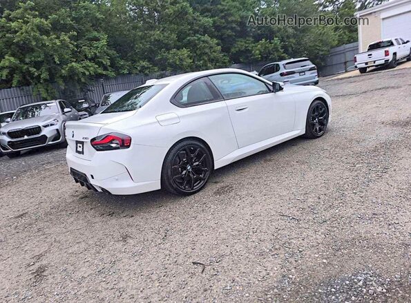 3MW33CM02T8G01675 2026 BMW 2 SERIES Белый Передняя правая четверть