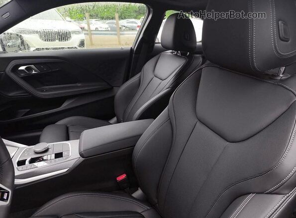 3MW33CM02T8G01675 2026 BMW 2 SERIES Белый Вид щитка приборов
