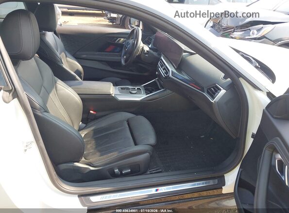 3MW33CM03P8C95205 2023 BMW 2 SERIES White Սալոնի դիմացի տեսք
