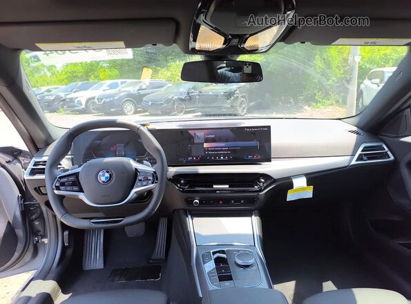 3MW33CM06S8F80876 2025 BMW 2 SERIES Серебряный Вид щитка приборов