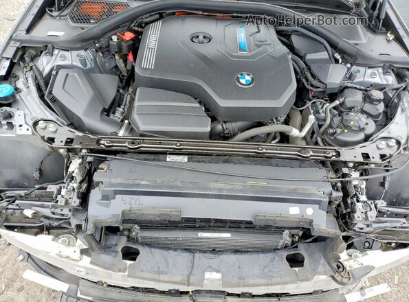 3MW39FF07P8D01696 2023 BMW 3 SERIES Gray Вид задньої частини салону