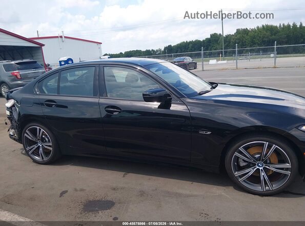 3MW39FF09P8D05894 2023 BMW 3 SERIES Black სალონის 360-გრადუსიანი ხედი